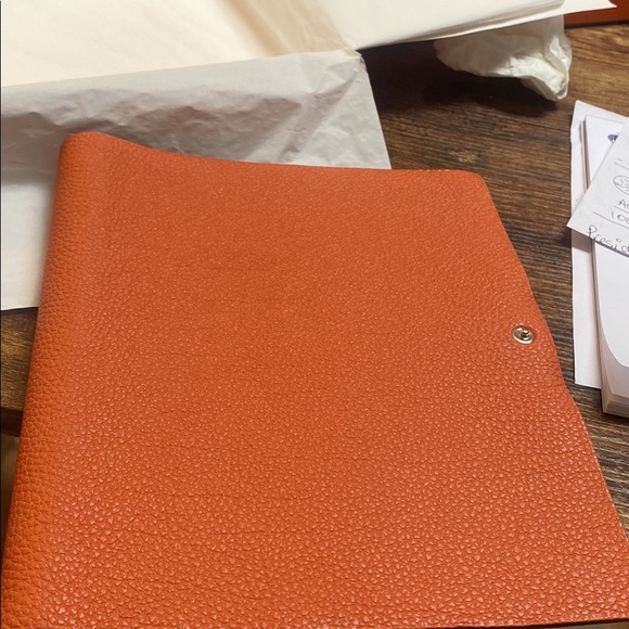 Authentic Brand New Hermes Note Book MM Size - Picture 6 of 7